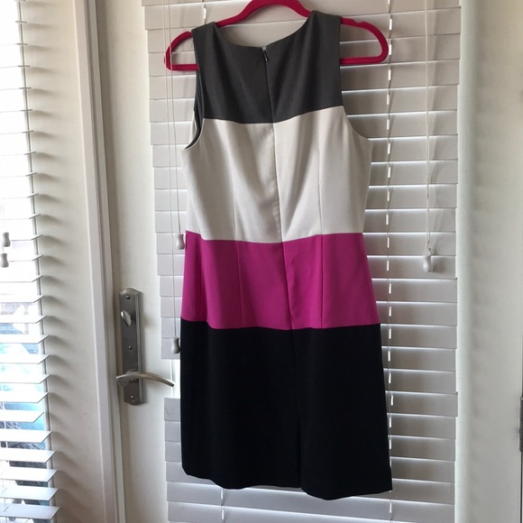 Dress - Picture 4 of 5